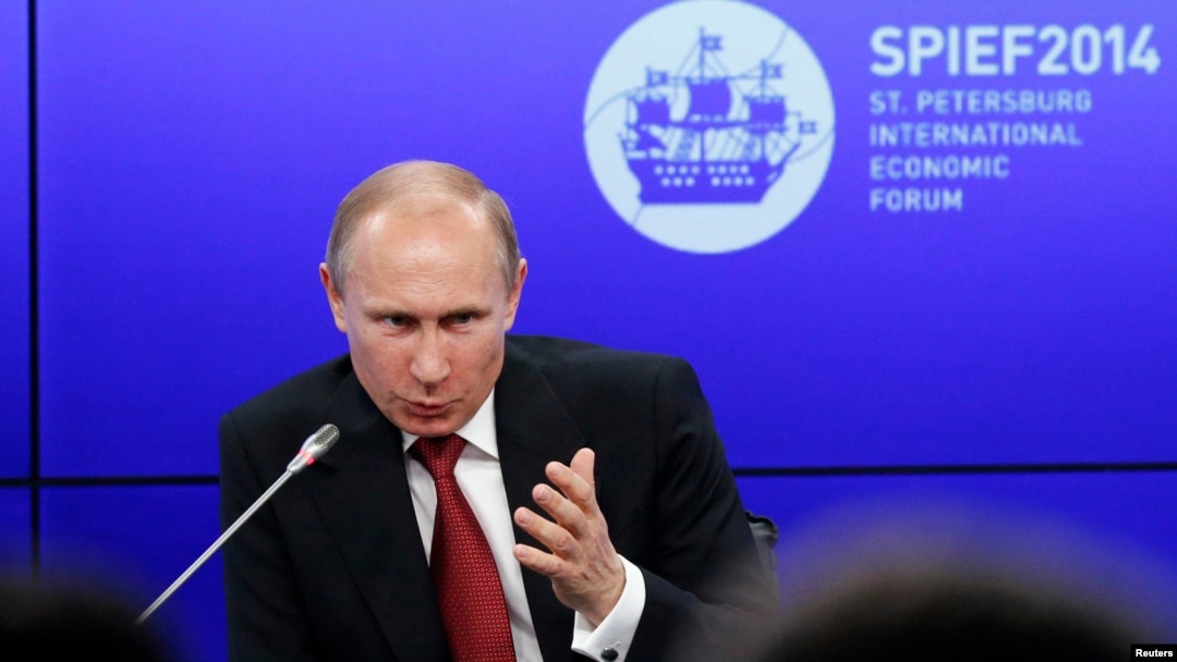 Russian President Vladimir Putin speaks at the St. Petersburg International Economic Forum on May 23. 