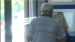 Kartınıza gün ərzində tez-tez pul gəlir? — Mərkəzi Bankdan xəbərdarlıq
