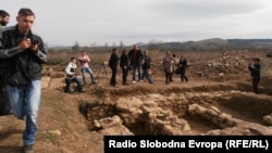 Министерката за култура Елизабета Канческа-Милевска во посета на локалитетот Црквиште.