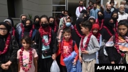اعضای تیم ملی فوتبال بانوان افغانستان در پاکستان