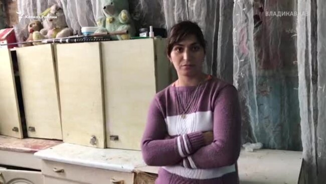 Владикавказ: 14 семей живут в ужасающих условиях в заброшенной школе