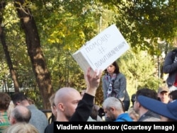 Владимир Акименков собирает деньги на втором Марше мира