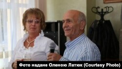 Віра Мудра з чоловіком два роки тому на родинному святі в Україні 