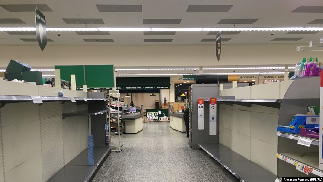 Autoritățile se tem de apariția unei penurii pe fondul unui Brexit fără acord comercial