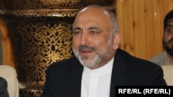 د افغانستان د بهرنیو چارو وزیر محمد حنیف