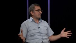 Criza politică din Armenia - un interviu cu Ernest Vardanean