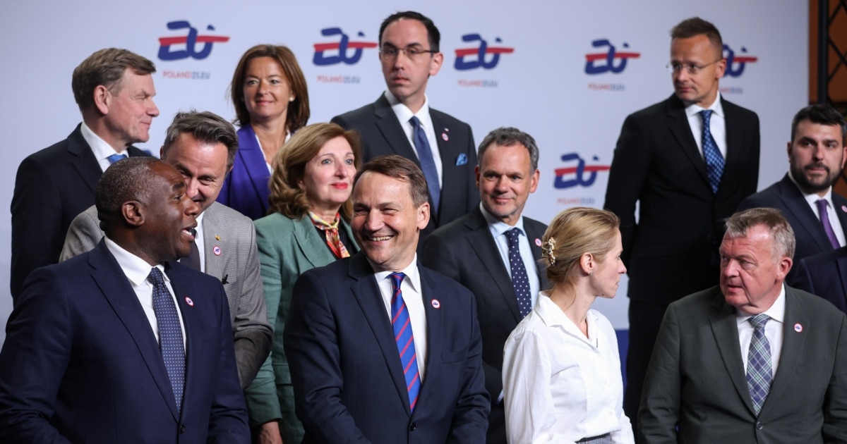 EU Foreign Ministers Meet In Ireland To Address Ukraine's Funding Shortfall For 2027