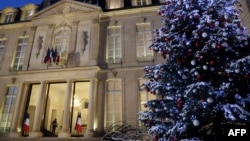 پاریس میزبان نشست رهبران اروپا و نمایندگان امریکا