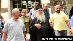 Mitropolit srpske crkve u Crnoj Gori Amfilohije sa liderima opozicionog Demokratskog fronta 