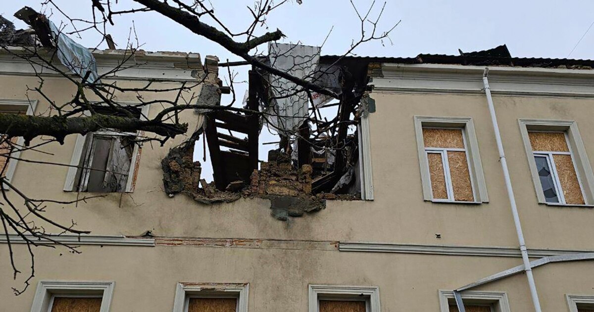 У Херсонській області армія РФ поранила підлітка внаслідок атаки