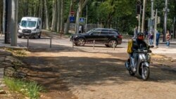 Termenul-limită pentru executarea lucrărilor pe porțiunea din strada 31 August 1989, care urmează să devină pietonală, este sfârșitul anului curent.