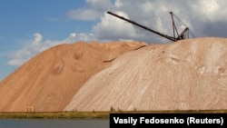 A general view of the Belaruskali potash mines near the town of Soligorsk in Belarus. (file photo)