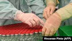 Подготовка к массовому производству вакцины компании Astrazeneca