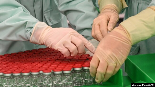 Подготовка к массовому производству вакцины компании Astrazeneca