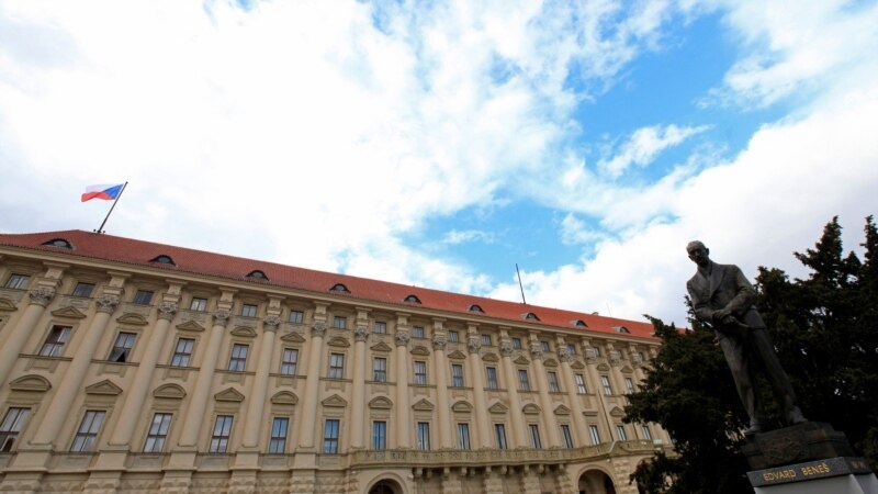 Češko ministarstvo vanjskih poslova poziva ruske diplomate da napuste 'brod koji tone'