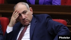 Armenia - Prime Minister Nikol Pashinian attends his government's question-and-answer session in parliament, Yerevan, February 12, 2025.