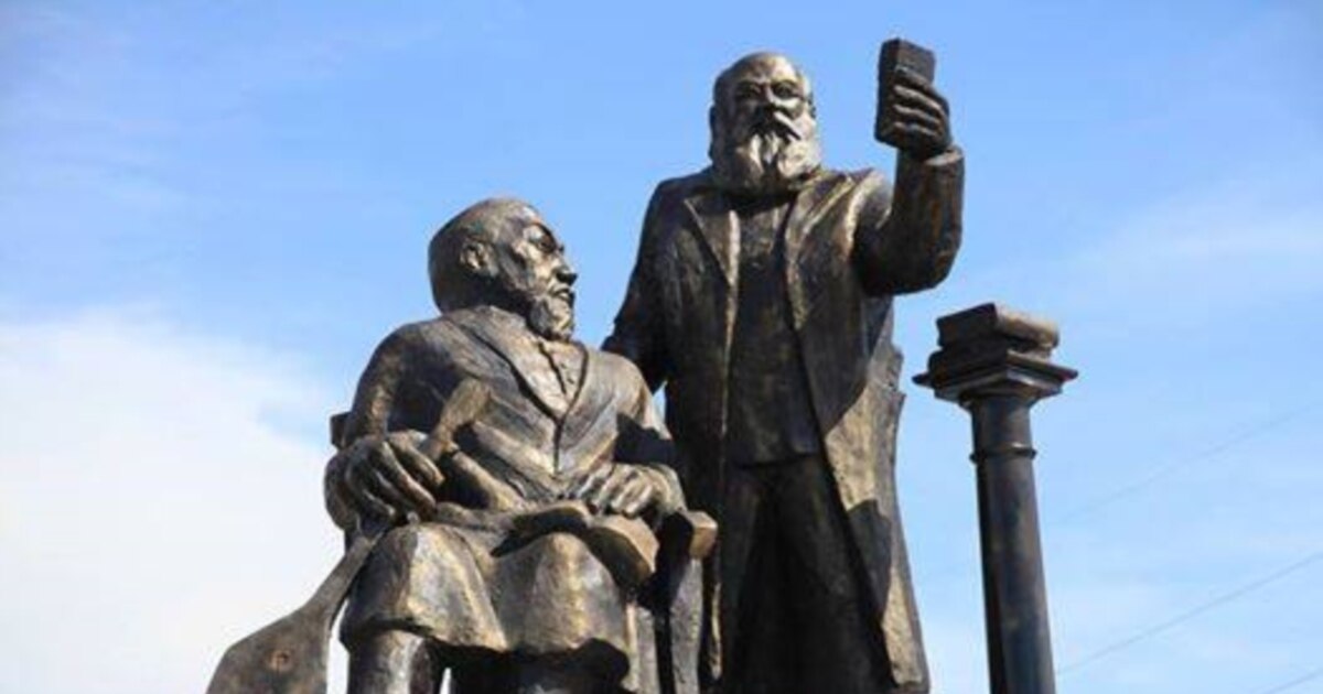 Сексуалдық әке қызын қатыгездікпен трафиктенді Яхтадағы жеке порно видео