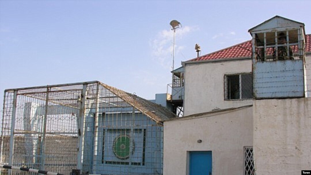 Ədliyyə Nazirliyi Penitensiar Xidməti isə bu məlumatları təkzib edir