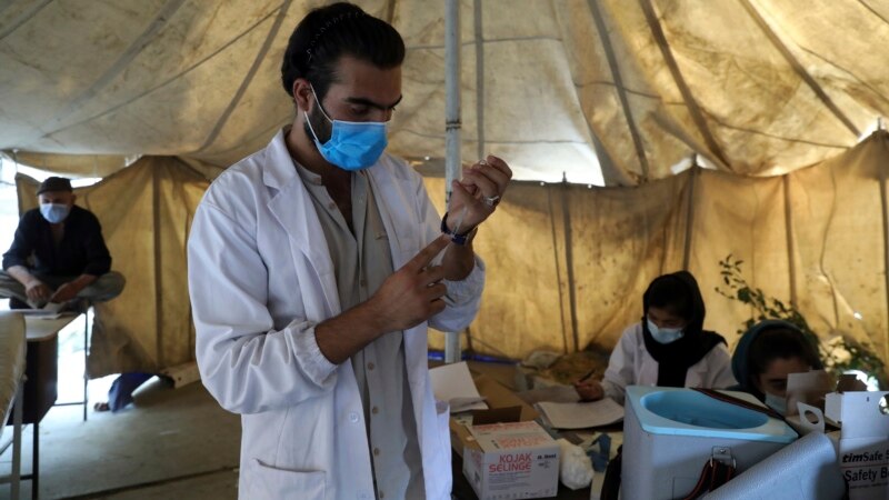 افغانستان کې د کرونا یو میلیون او ۶لکه ډوزه واکسین ته د زیان ګواښ
