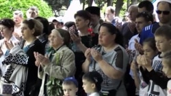 В Ялте почтили память о жертвах депортации и провели молебен (видео)