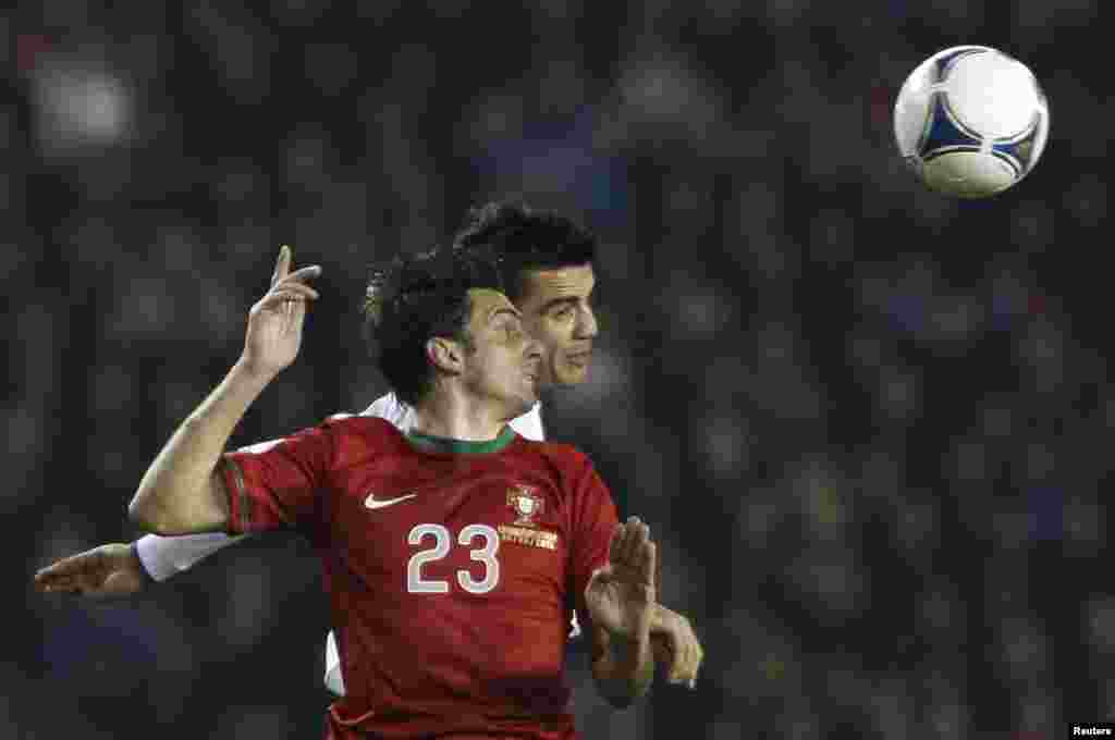 Futbol &uuml;zrə 2014-c&uuml; il d&uuml;nya &ccedil;empionatının se&ccedil;mə mərhələsi &ccedil;ər&ccedil;ivəsində n&ouml;vbəti oyunlar ke&ccedil;irilib. Azərbayca yığması &ouml;z meydanında Portuqaliya yığmasını qəbul edib. Oyun Portuqaliya yığmasının qələbəsiylə bitib: 0-2 Ruslan Abışov Helder Postiga ilə top uğrunda m&uuml;barizə apararkən