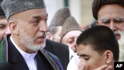 رییس جمهور افغانستان یک تعداد اطفال خردسال که برای بمب گزاری انتحاری در پاکستان تربیه و در افغانستان دستگیر شده بودند را آزاد ساخت