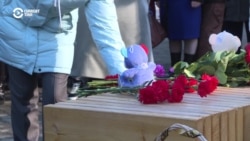 Russian City Remembers Mall Fire Victims
