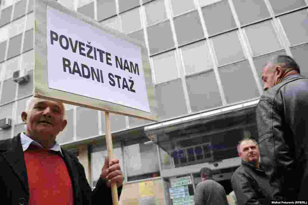 Radnici Hidrogradnje, Sarajevo, 15. novembar 2013. Foto: RSE / Midhat Poturović