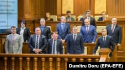 Guvernul lui Ion Chicu, primind votul de încredere în Parlament, 14 noiembrie 2019