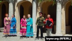 Выставку национально-культурных обществ ко Дню славянской письменности и культуры в Севастополе, 27 мая 2018 года