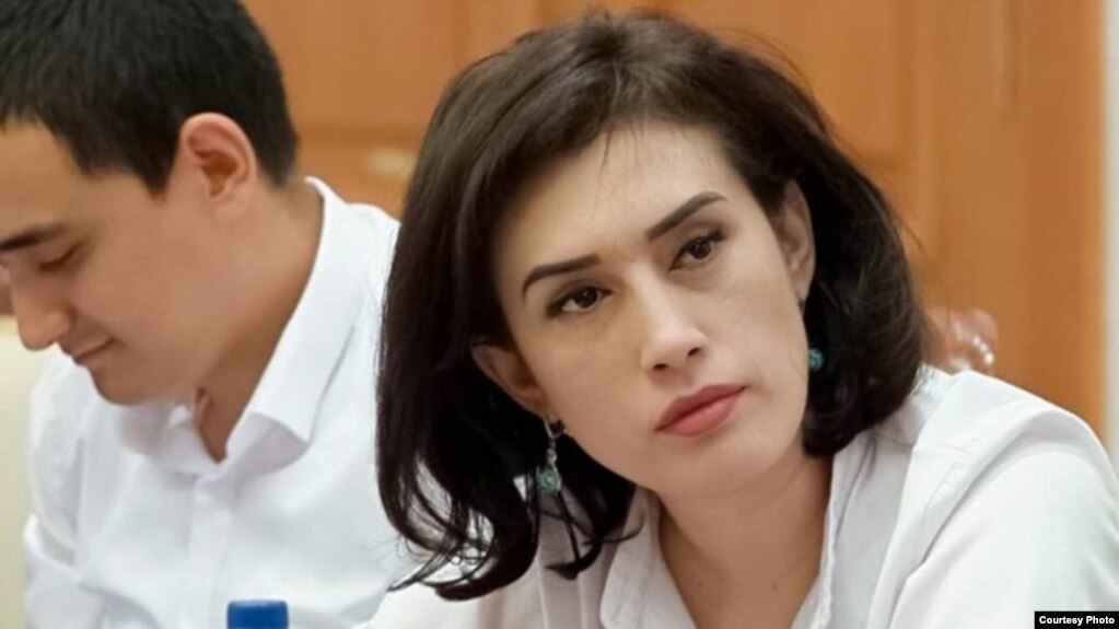 Шаҳноза Соатованинг Фейсбукдаги саҳифасидан олинди.