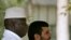 Eýranyň prezidenti Mahmut Ahmedinejad (sagda) we Gambiýanyň prezidenti Ýahýa Jammeh Tähranda, 2-nji dekabr 2006.
