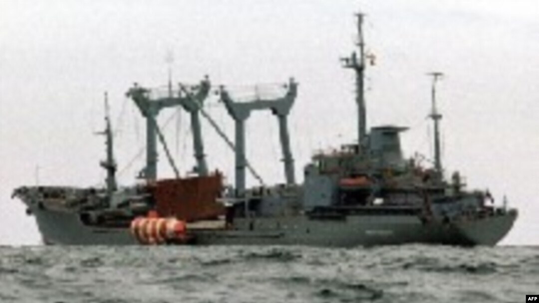 Многие родственники погибших винят в трагедии командование ВМФ России
