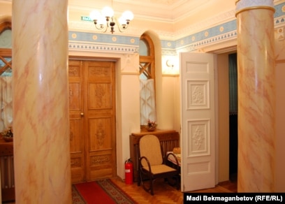 Менің жалаңаш әйелімнің үйдегі фотосуреттерін қараңыз Менің жалаңаш әйелімнің үйдегі фотосуреттерін қараңыз