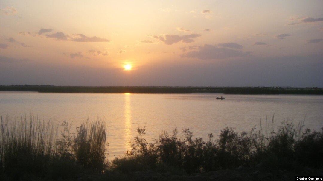Амударё.