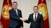 Кыргызстандын президенти Садыр Жапаров жана Европа Биримдигинин Борбор Азия боюнча атайын өкүлү Эдуардс Стипрайс. 15-май, 2025-жыл.