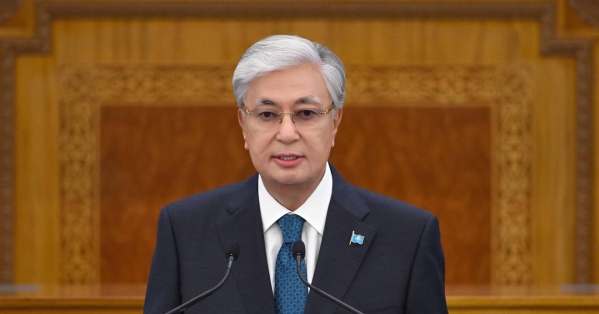 Әйелдер порнографиясын әйелдер аузына сидырады