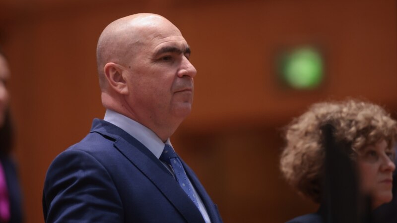 Premierul Ilie Bolojan preia Ministerul Educației până la numirea unui nou ministru