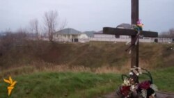 Магілёў: Ля крыжа памяці сабралася дваццаць чалавек