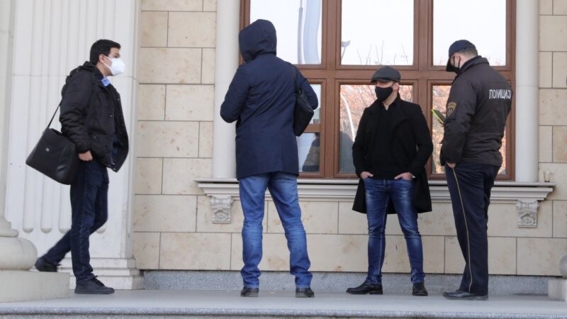 За 24 часа во Македонија 614 пријави за неносење заштитна маска