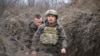 Președintele ucrainean Volodimir Zelenski, vizitează linia frontului cu separatiștii susținuți de Rusia în regiunea Mariupol - 9 aprilie 2021.