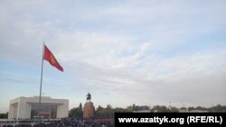 Ала-Тоо аянтындагы митинг. Бишкек шаары. 9-октябрь, 2020-жыл.