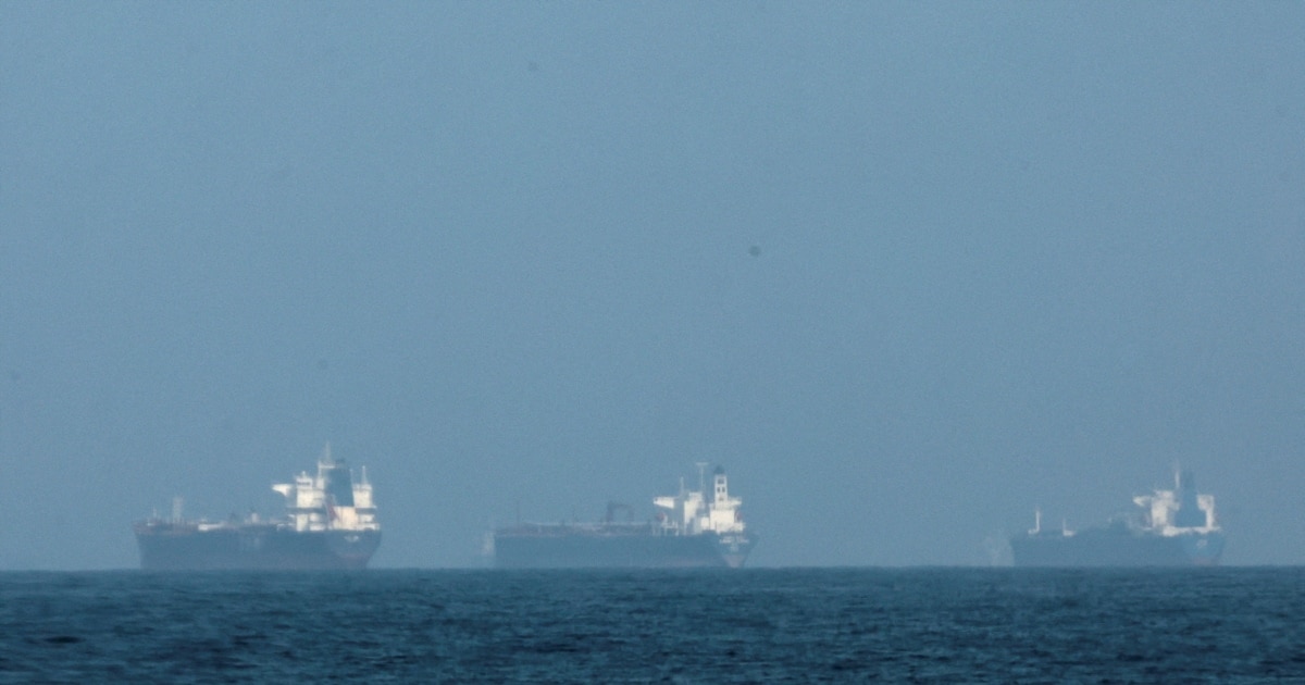 вартість страхування суден в Ормузькій протоці зросла в 12 разів