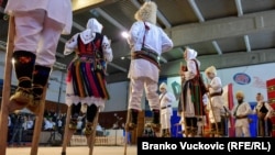 Kulturno-umetničko društvo "Štule" iz sela Voluje u opštini Kučevo na istoku Srbije radi na očuvanju vlaških običaja i tradicije (22. februar) 