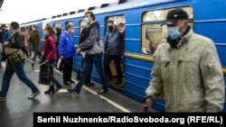 Метро в Києві після послаблення карантину. Київ, 25 травня 2020 року