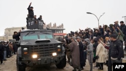 د کردانو ځواکونو وسله وال له رقا ښار څخه تر وتلو وروسته کرد مېشت کوباني ښار ته د ننوتو پرمهال