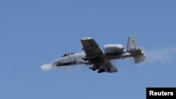 U.S. A-10 attack aircraft used depleted uranium rounds on November 16 and 22, 2015, in attacks on IS tanker trucks carrying oil, destroying hundreds of trucks.