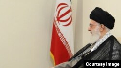  آیت الله علی خامنه ای رهبر ارشد ایران