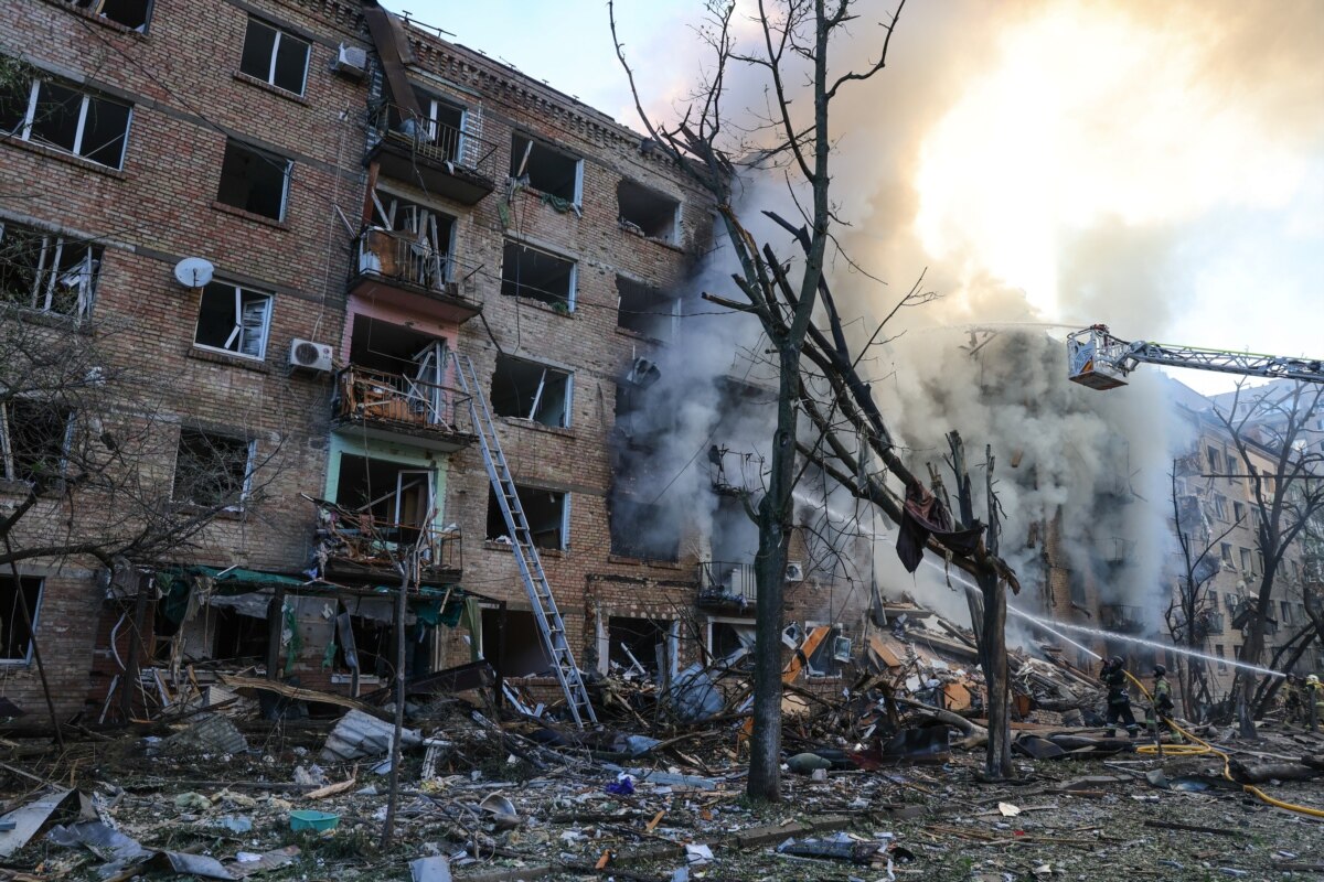 Макрон засудив застосування Росією «Орешника» і заявив про рішучість надалі підтримувати Україну