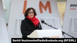 Посол Великої Британії в Україні Мелінда Сіммонс заявила, що має намір якнайшвидше повернутися до Києва 